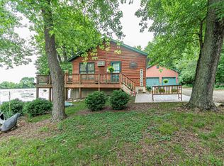 11397 Maple Island Rd, Manito, IL 61546