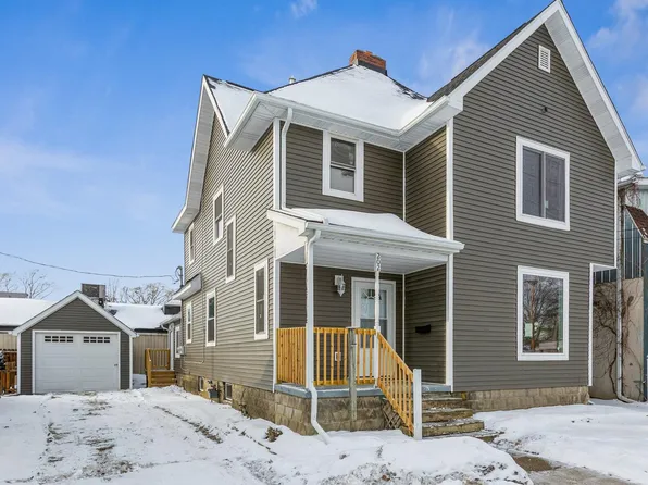 202 S Elm St, Three Oaks, MI 49128