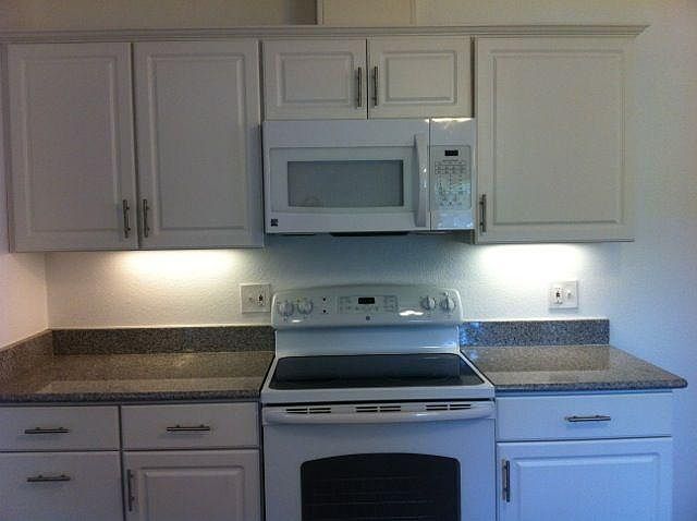 2nd image of 518 Irons St