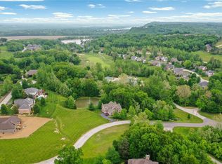 728 Saint Albans Spring Rd, Saint Albans, MO 63073