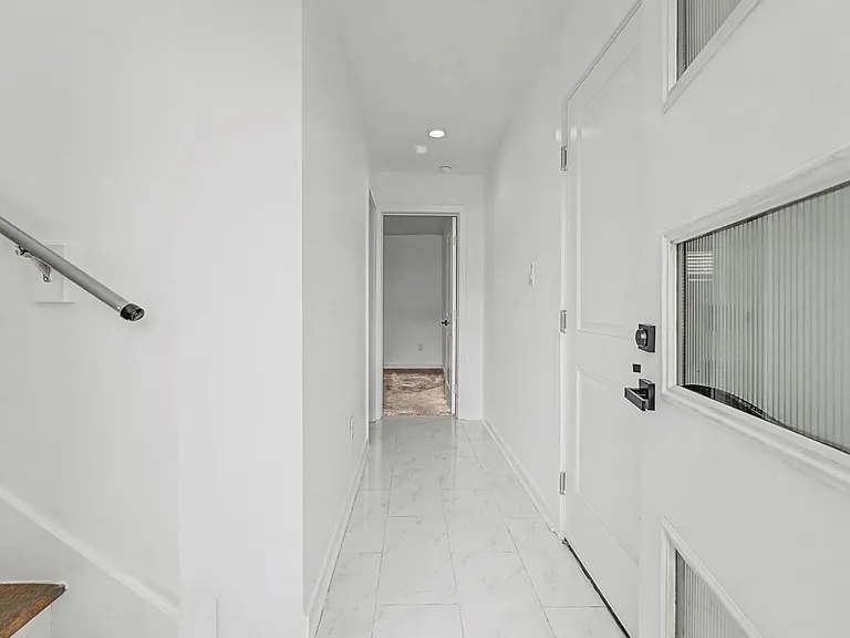 2714 Anita St — Photo 17