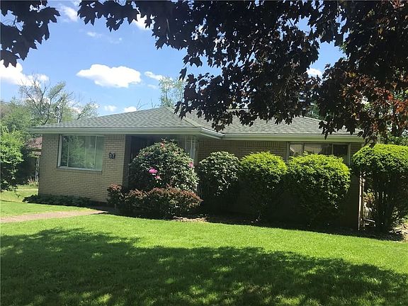 3rd image of 13328 Dean Dr