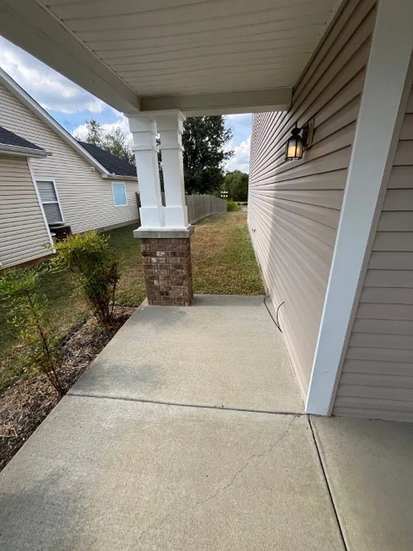 3BR in Donelson Neighborhood — Photo 3
