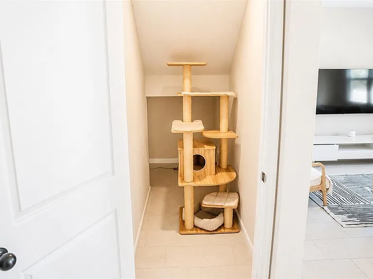560 Summit River Dr — Photo 30