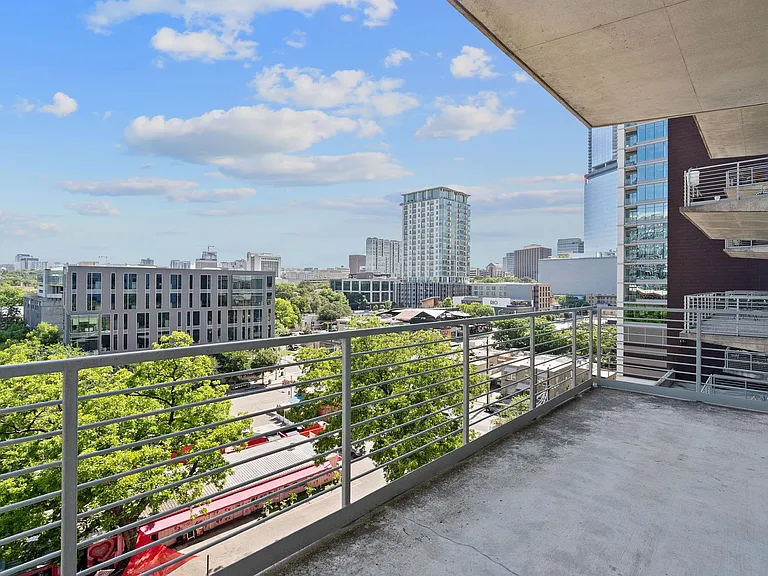 800 W 5th St #702 — Photo 14