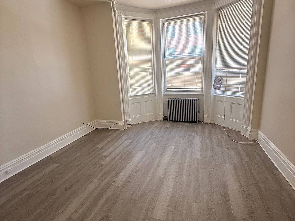 1st image of 391 Forrest St #1A