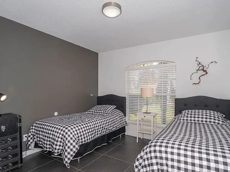 4244 E Bennett St — Photo 11