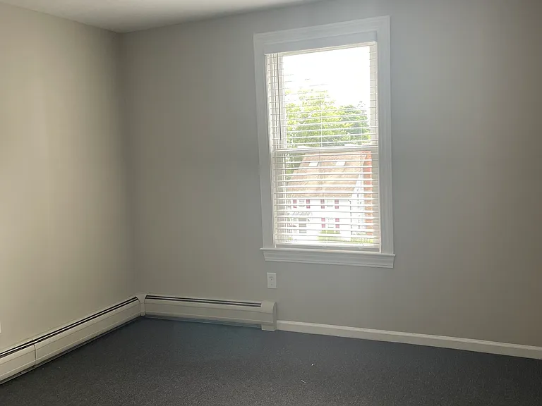 7 Terrace Pl #B — Photo 9