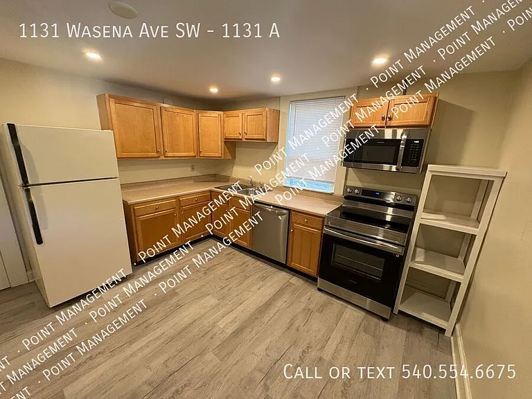 1131 Wasena Ave SW #A — Photo 3