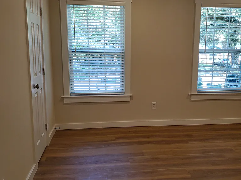6310 Harvard Ct — Photo 17