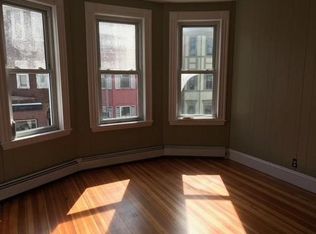 207 L St #3, South Boston, MA 02127
