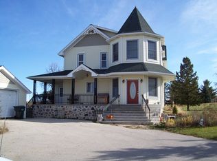 6080 Arthur Rd, Hartford, WI 53027