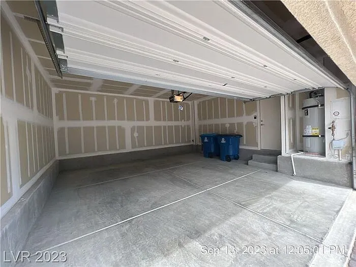 2750 Frosted Teal Ave — Photo 29