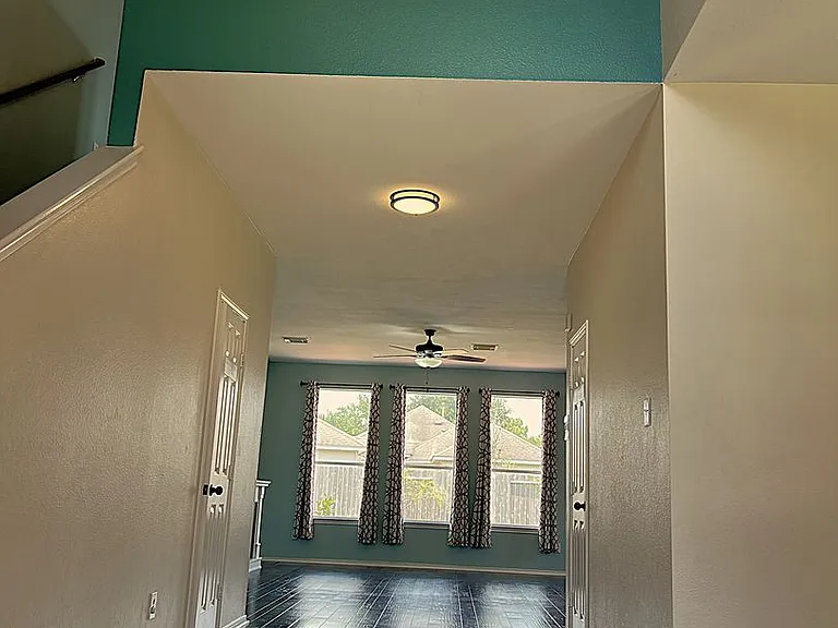 12919 Cascadia Knoll Ct — Photo 2