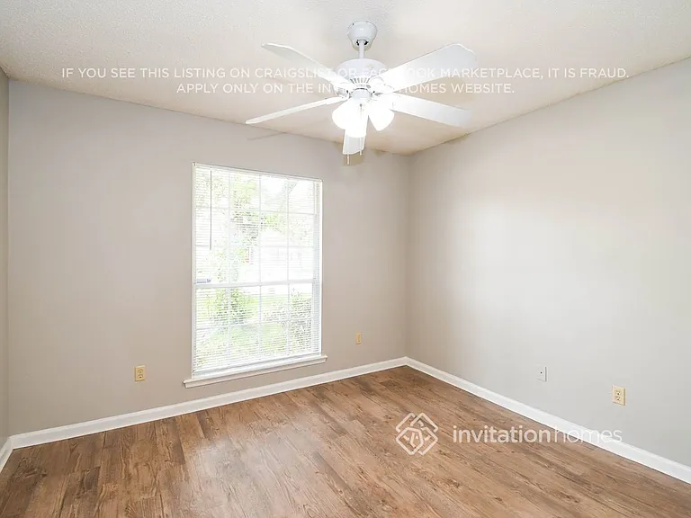 11179 Barbizon Cir E — Photo 13