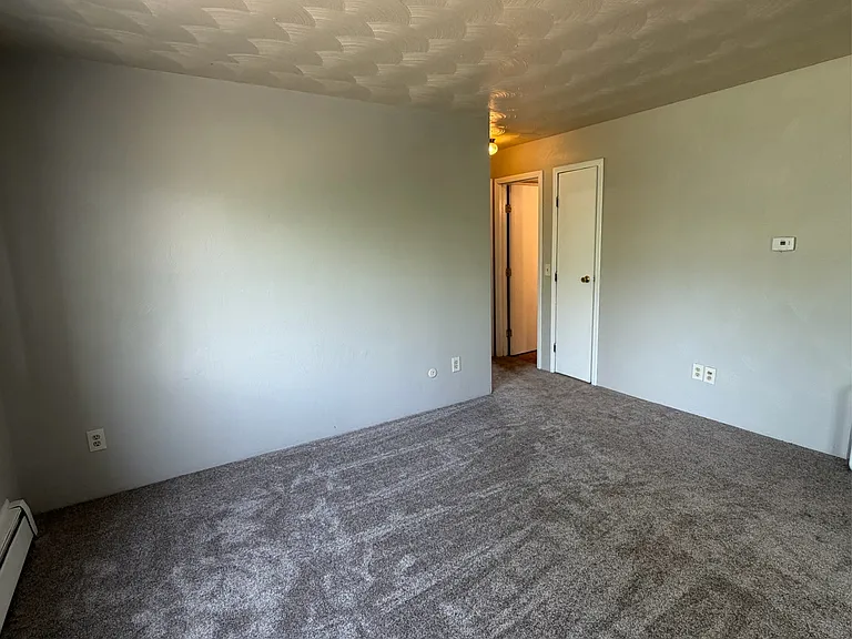 3334 Pleasant Grove Rd — Photo 2