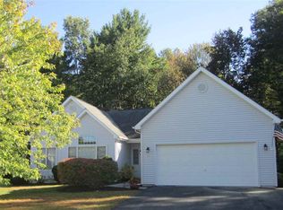 22 Karner Dr, Saratoga Springs, NY 12866