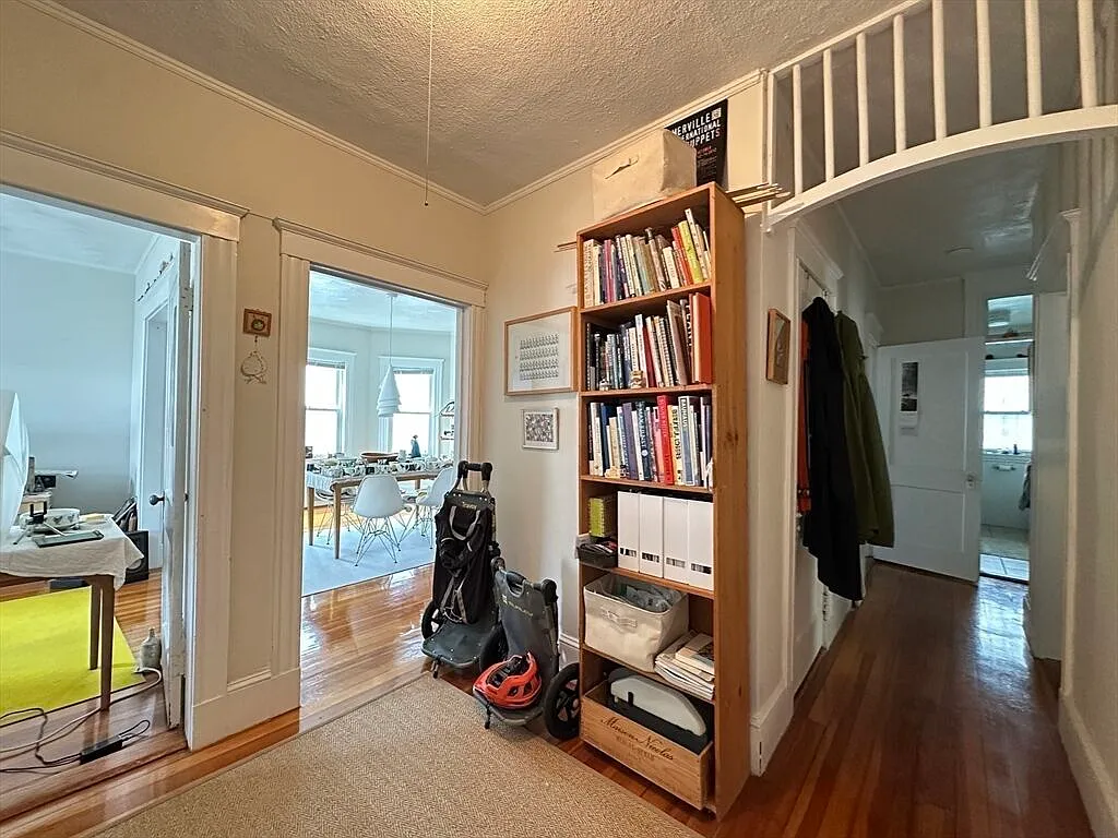 4 bed, 1.5 bath, 1200 sqft, $1,170 — Photo 3