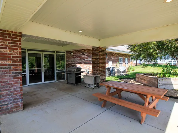South Ridge Apartments