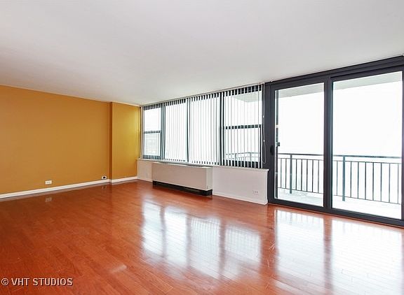 3rd image of 3430 N Lake Shore Dr APT 11M