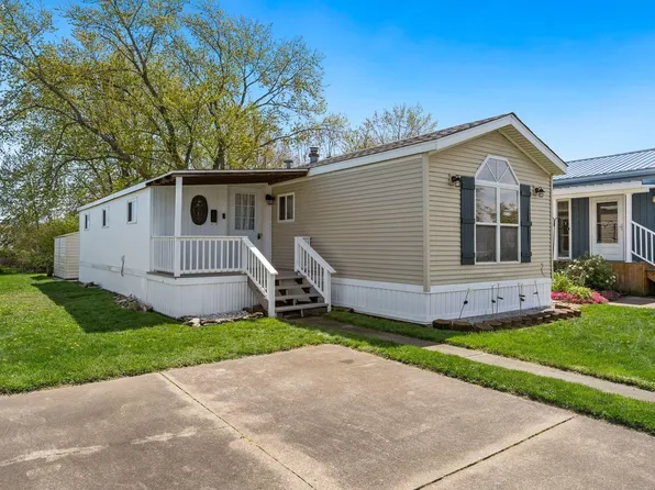 51 Rathbun Dr, Marblehead, OH 43440