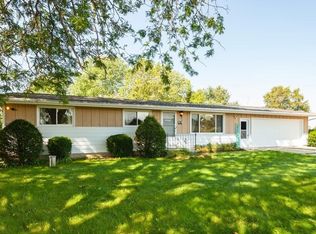 7493 Midland Dr, Allenton, WI 53002