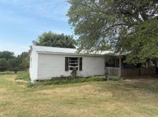 532 Shadle Rd, Poolville, TX 76487