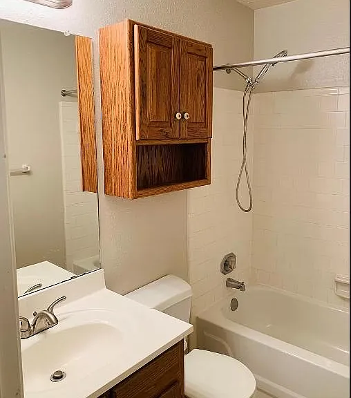 1142 Woodbridge Ave — Photo 8