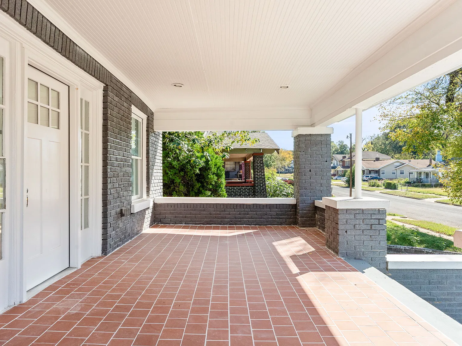 4 bed, 3.5 bath, 2880 sqft, $3,600 — Photo 4