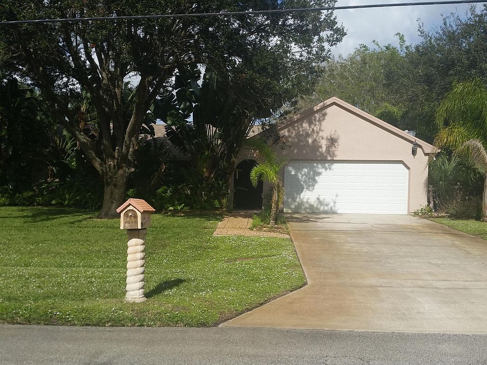 1st image of 1991 SE Van Kleff Av Avenue