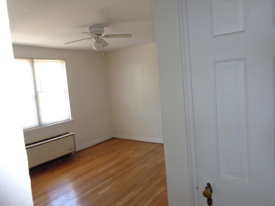 Bedroom #1