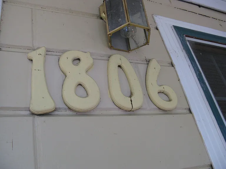 1806 N St — Photo 2