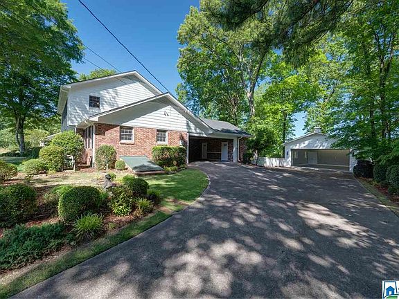 4th image of 2212 Pinehurst Dr