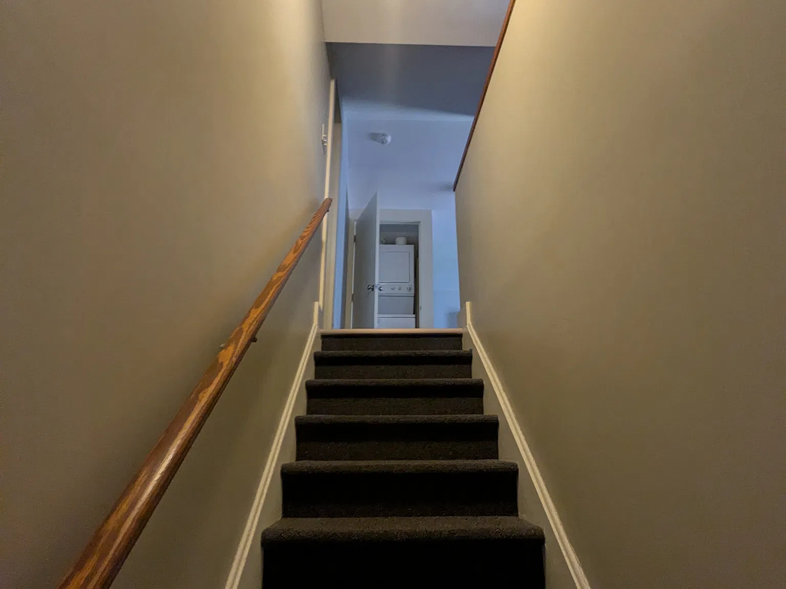 1 bed, 926 sqft, $1,061 — Photo 1