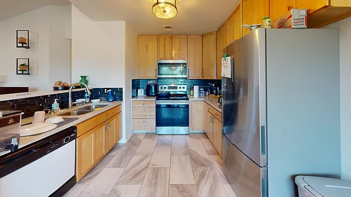8200 E 8th Ave — Photo 25
