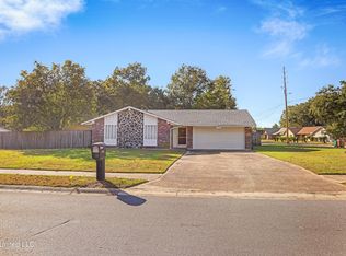 799 Holly Hills Dr, Biloxi, MS 39532