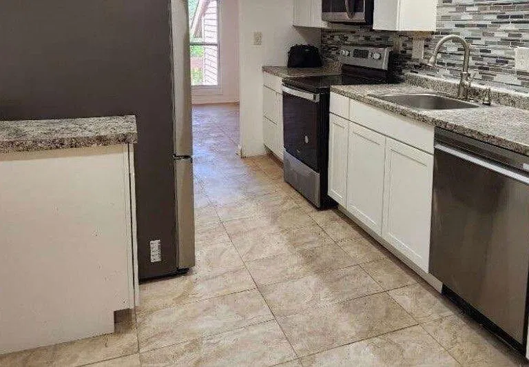 2565 Terrace Trl — Photo 4