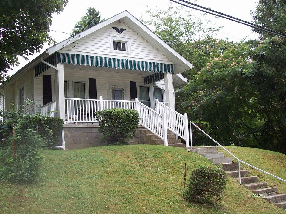 1st image of 965 Ash St