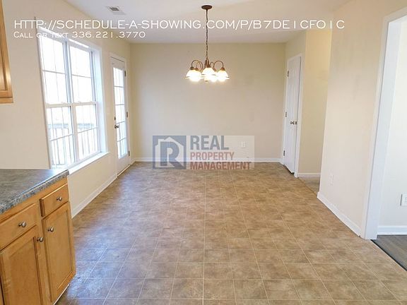 2nd image of 1709 Kay St