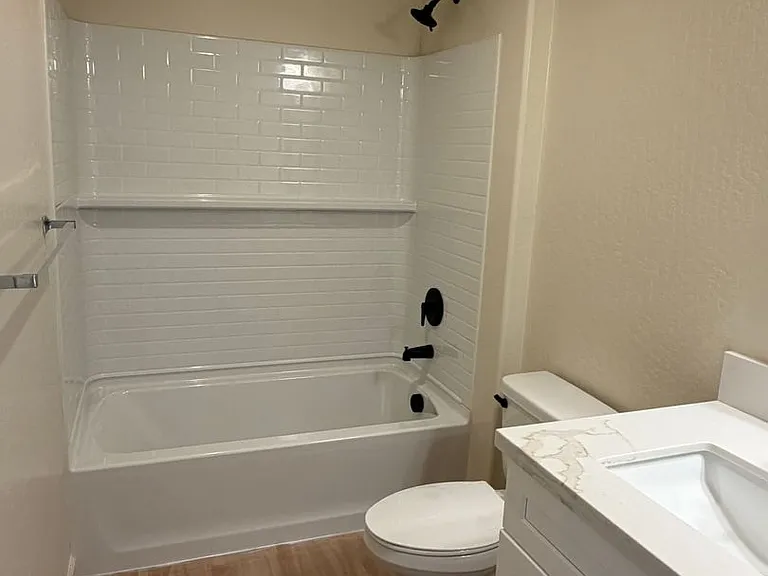 1100 Glass Ave — Photo 16