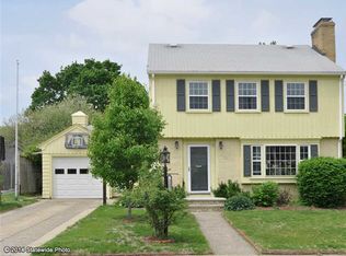 248 Ausdale Rd, Cranston, RI 02910