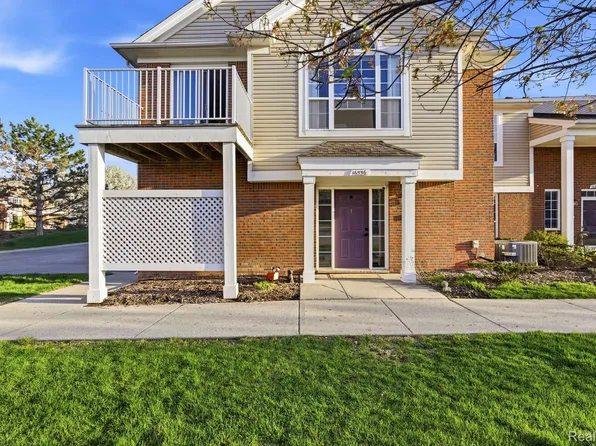 16556 Radison Dr, Macomb, MI 48044