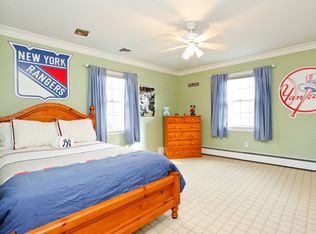 8 Bennett St, Rye, NY 10580