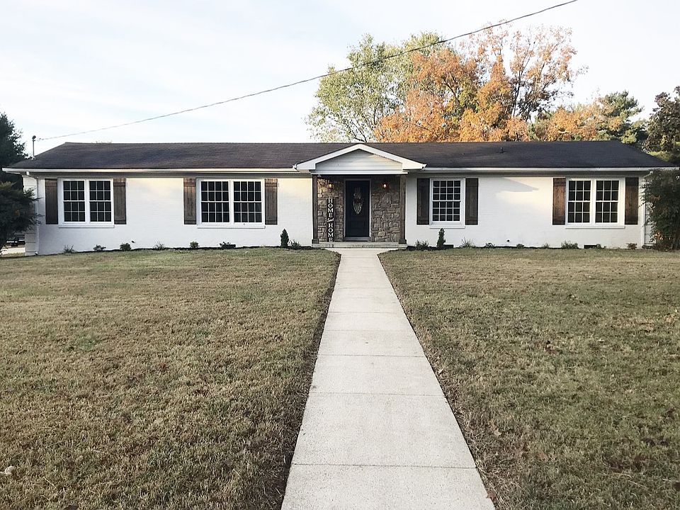 1st image of 107 Rosewood Dr