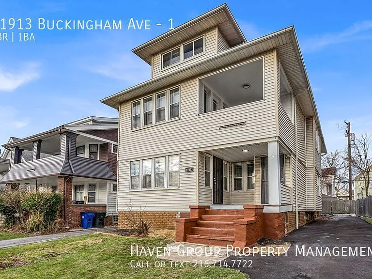 11913 Buckingham Ave #1 — Photo 1