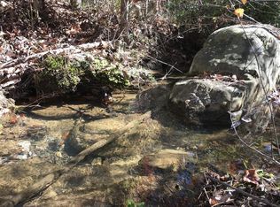 96 E Bluff Rd, Pikeville, TN 37367