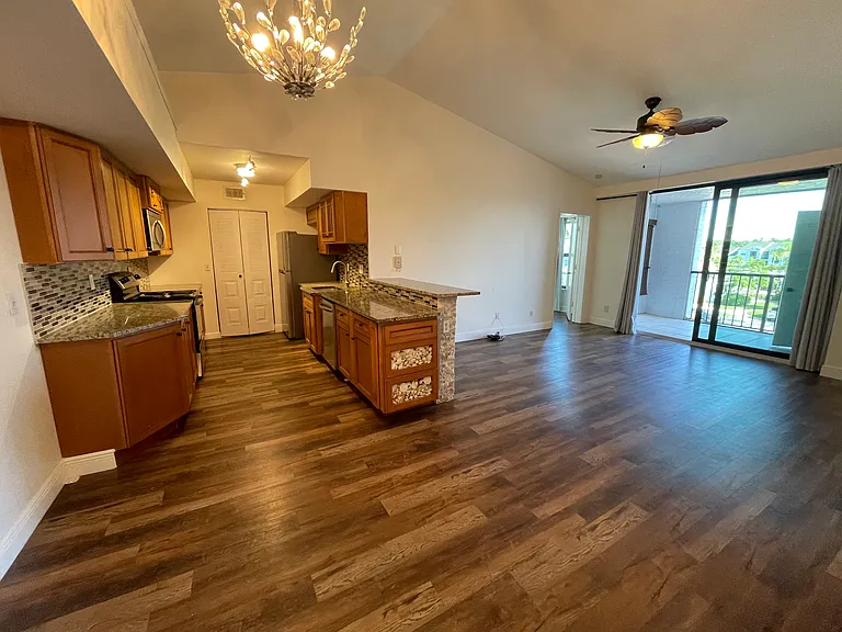 13625 Eagle Ridge Dr #335 — Photo 6