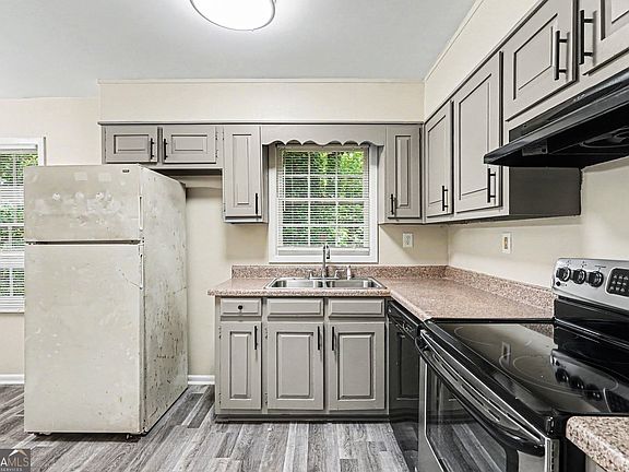 5th image of 1514 Malibu Ct