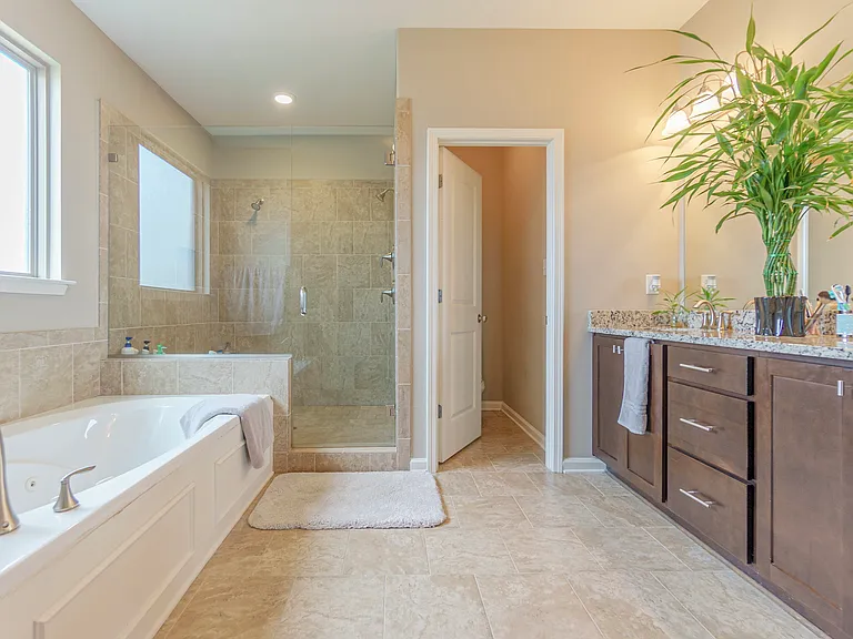 13435 Lapstone Ln — Photo 22