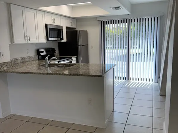 16020 Dublin Cir, Fort Myers, FL